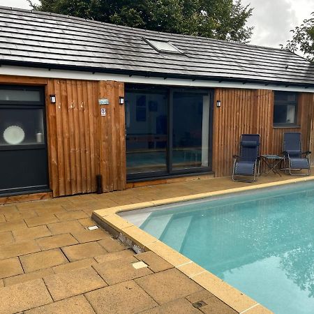 Ferienwohnung The Dog House Birkenhead Exterior foto